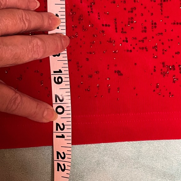 NWT - M Red Glitter Short Sleeve Spandex Top, The Travel Collection - Hip Length - Picture 11 of 13